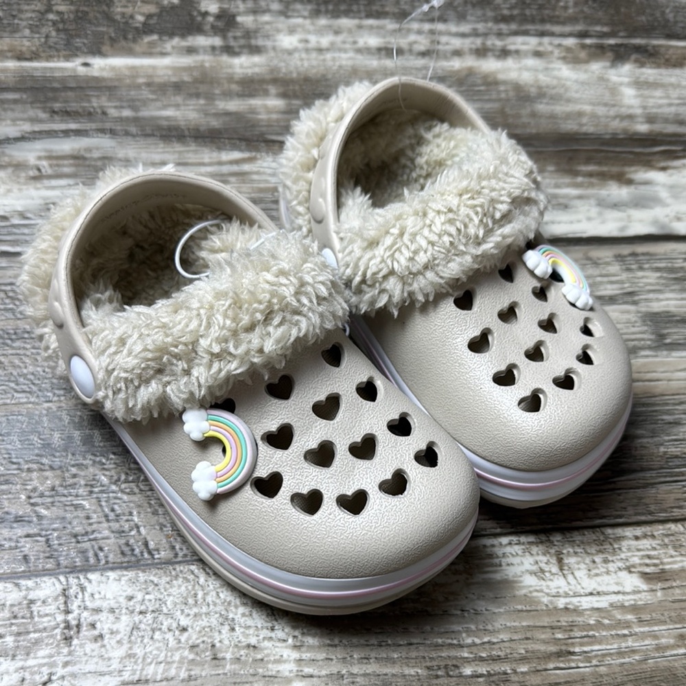 Cozy Beige Kids Girl Clogs with Rainbow Charm, Size 6